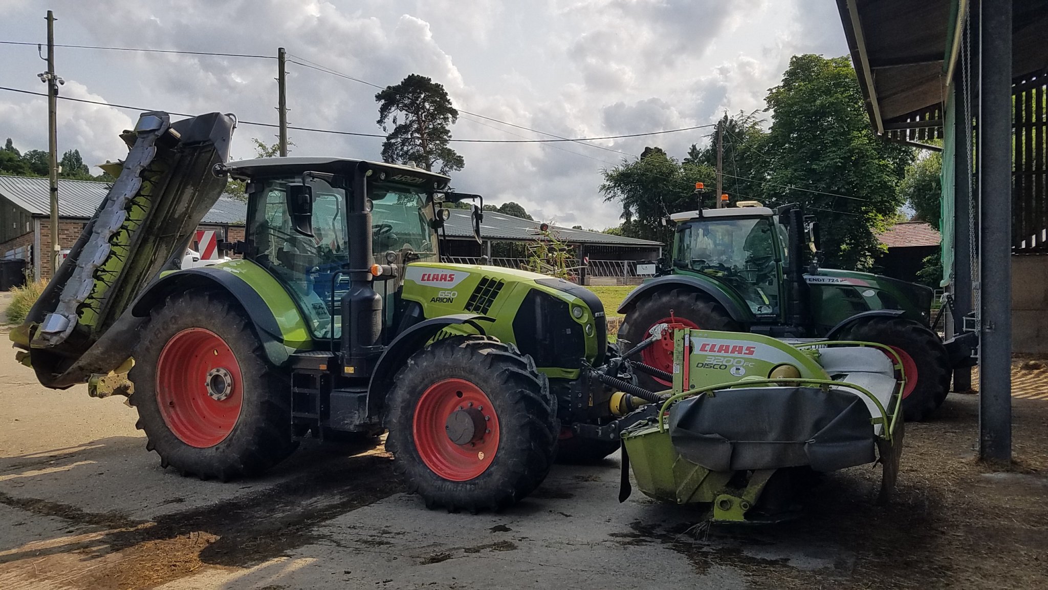 claas & fendt.jpg