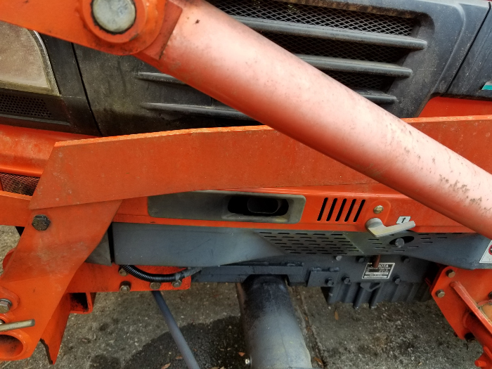 How To Remove 4 Pin La681 Loader From L3710 Orangetractortalks