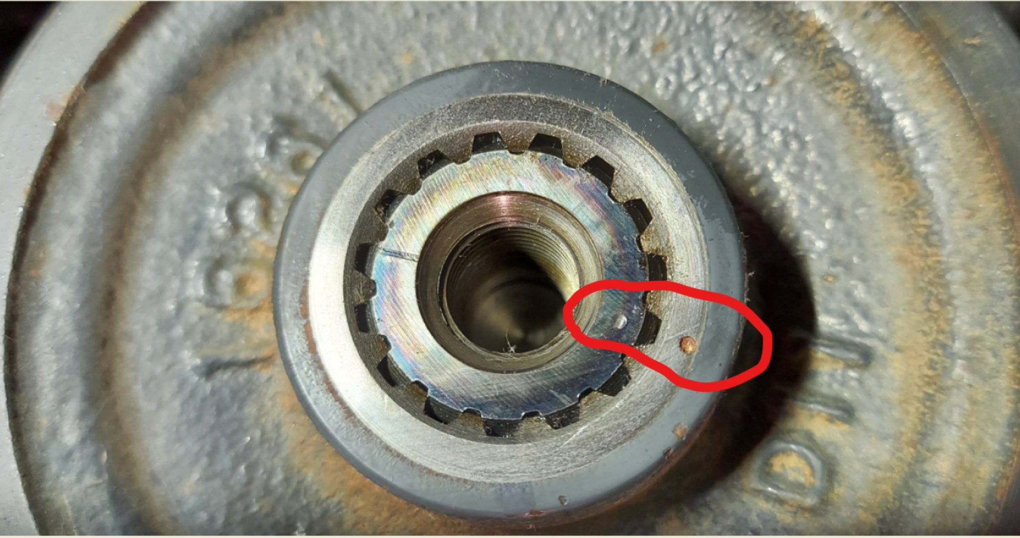 4 Alignment marks on Pulley and Crankshaft.jpg