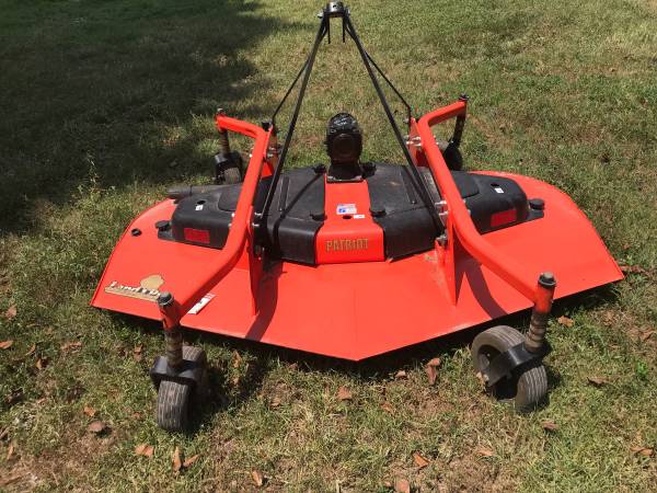 Finishing mower online wheels