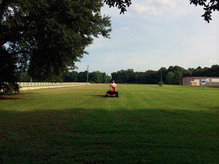 720-540-xmowing-by-day.jpg