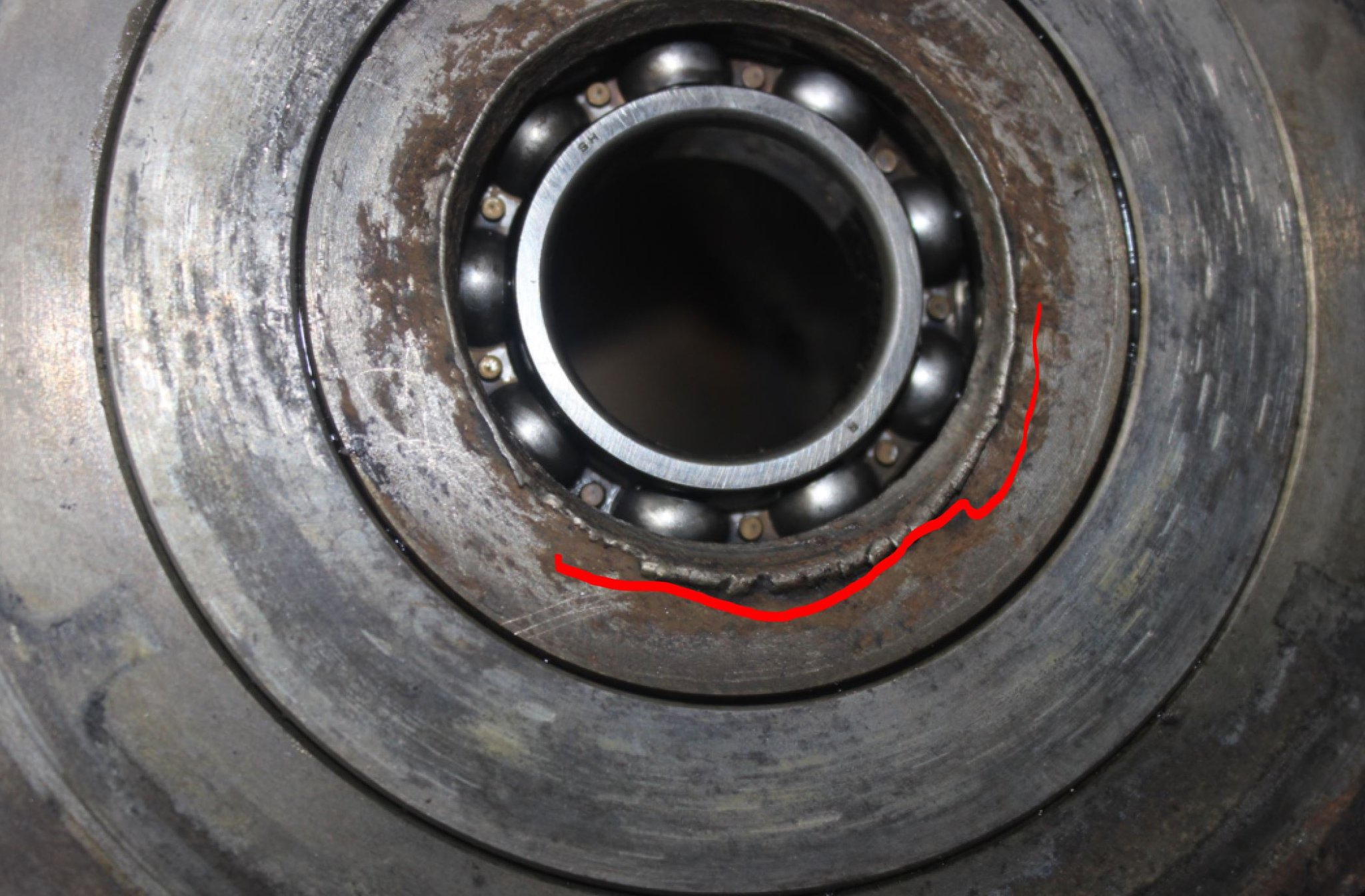 axle case - inner half damage.JPG