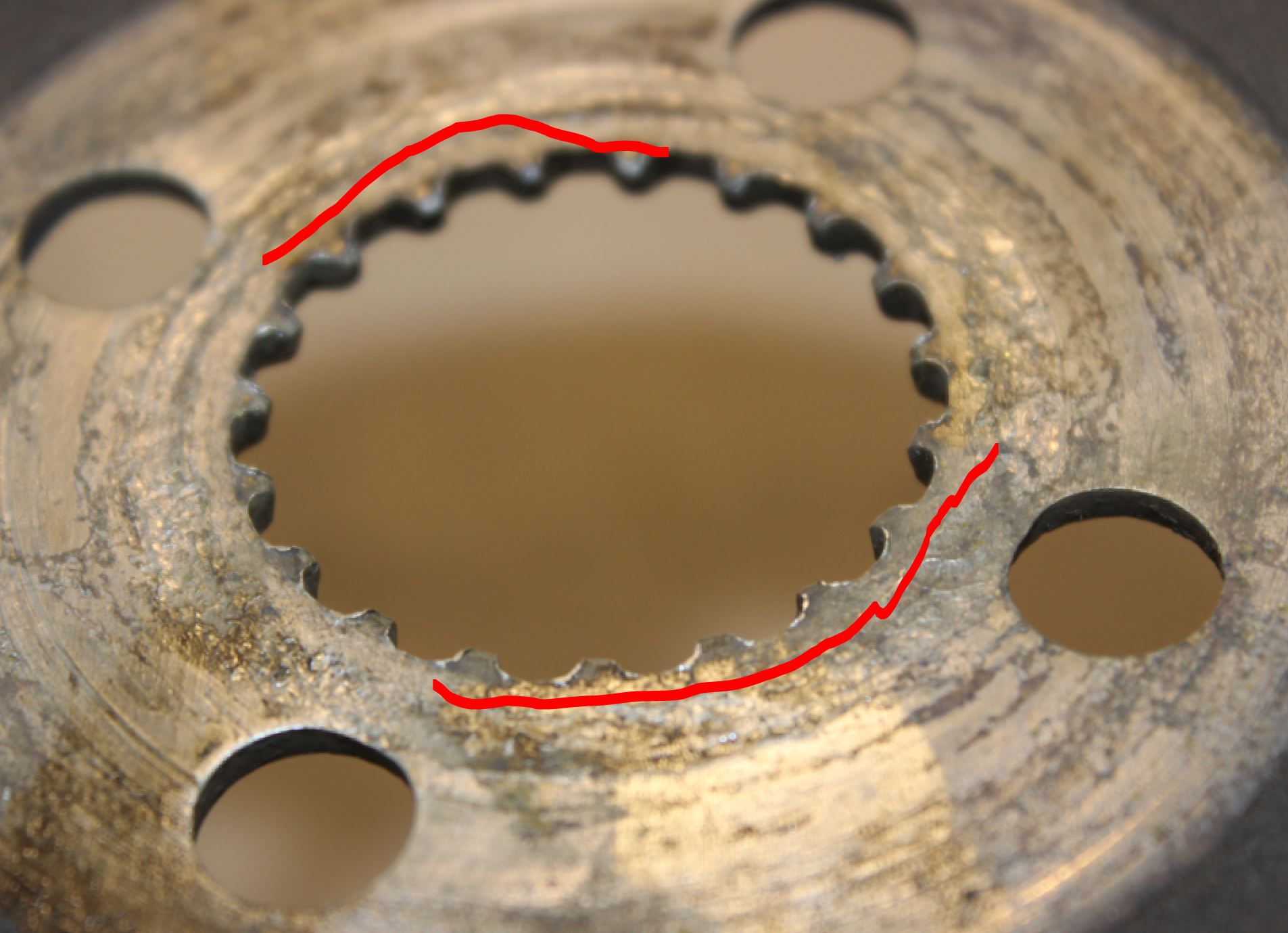 axle hub - brake disc damage.JPG