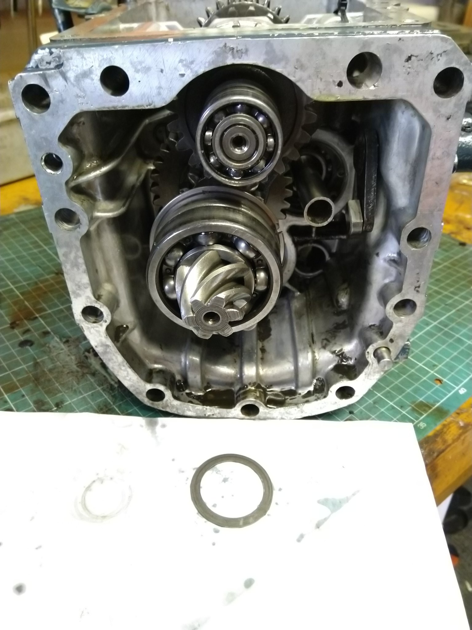 B7100 gearbox shim.jpg