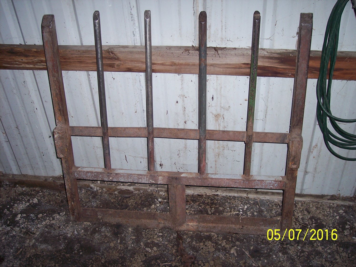 fabricated manure rake 001.JPG