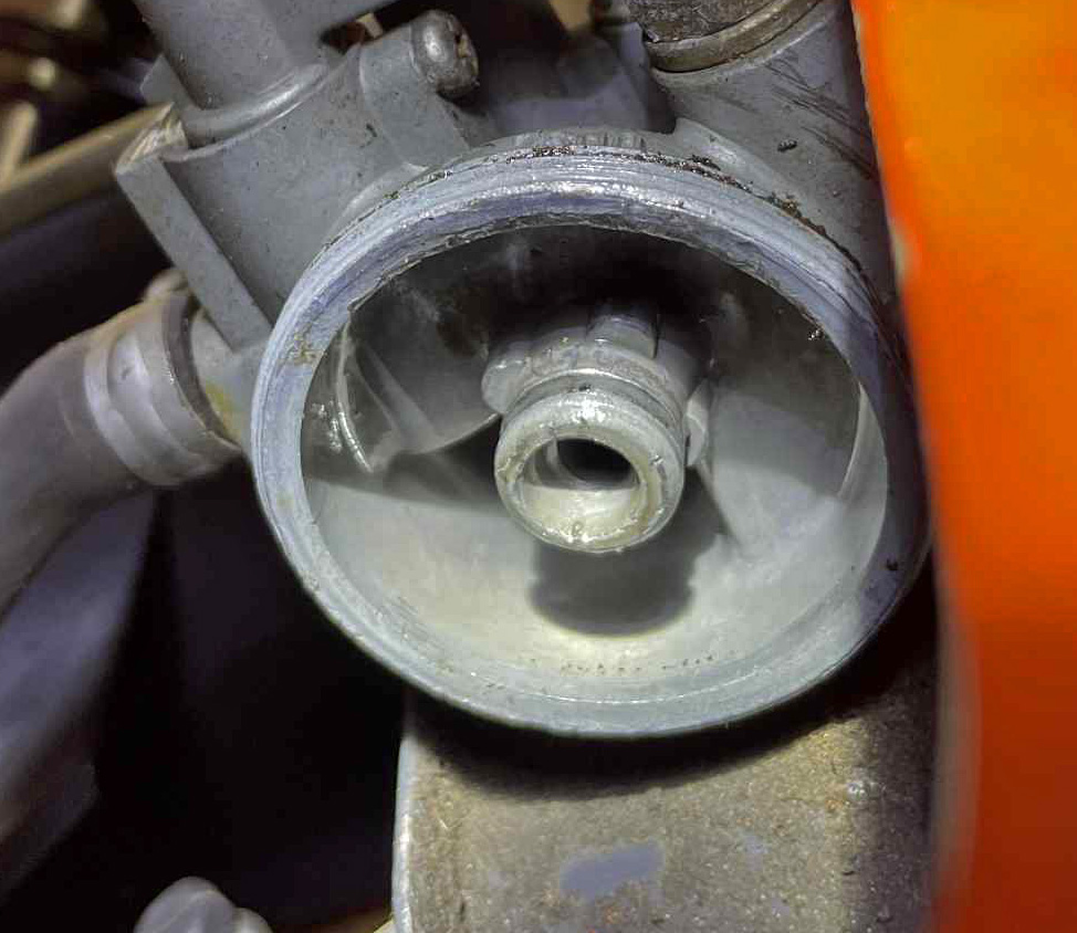 fuelFilterOrig.jpg