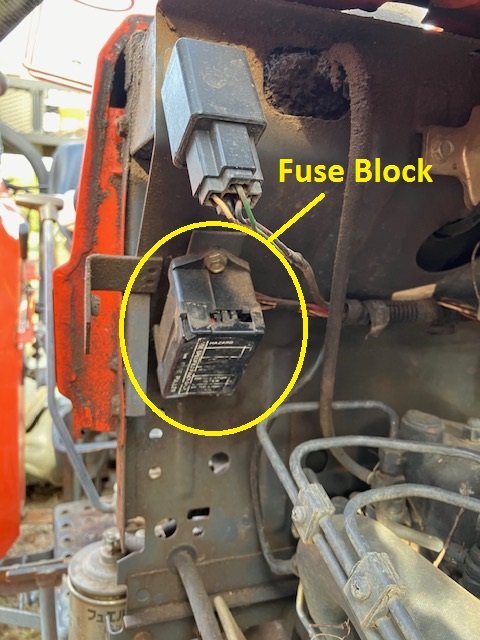 Fuse Block01.jpg