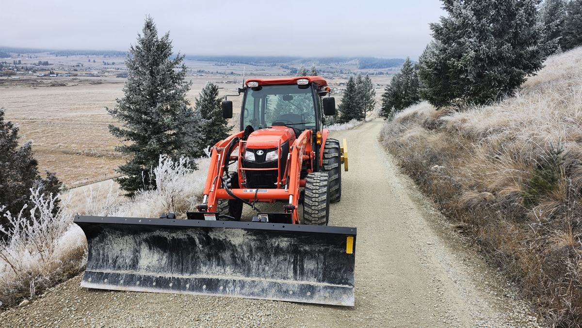 mx6000_grading_driveway_2.jpg