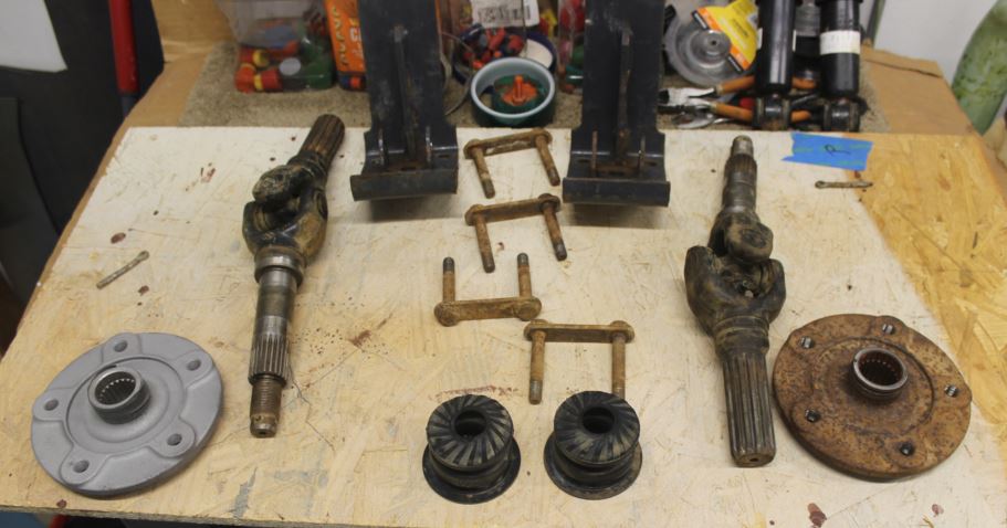 Parts Laid out from Rear Axle.JPG