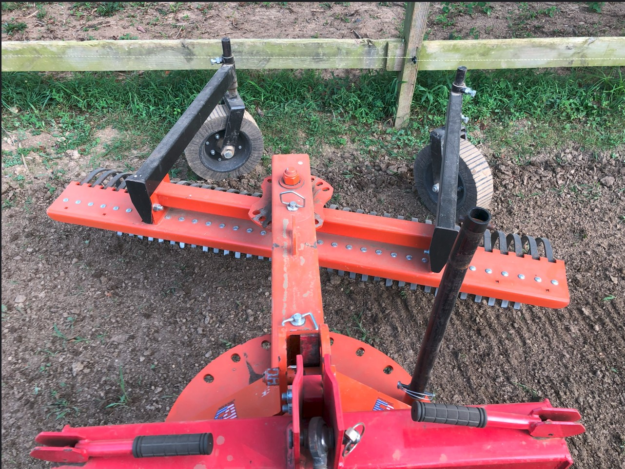 pasture rake 1.jpg