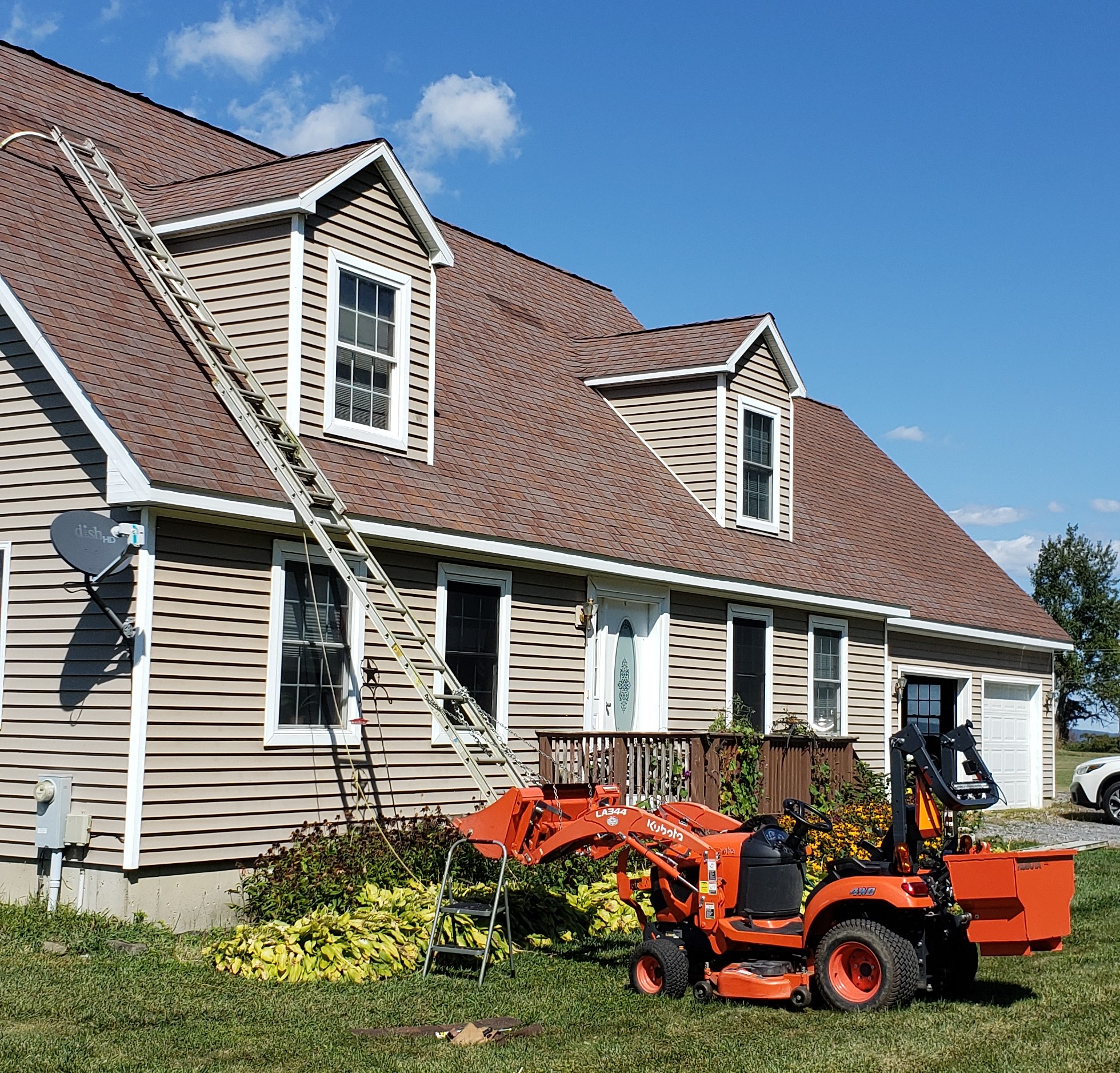 Roof 04.jpg