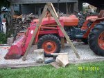 L305DT loader mount 004.JPG